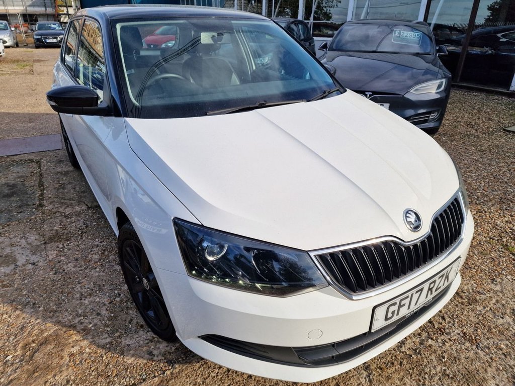 Used Skoda Fabia 2017 for sale - 76028950: Photo 2