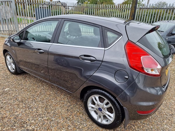 Used Ford Fiesta 2016 for sale - 76291898: Photo 9