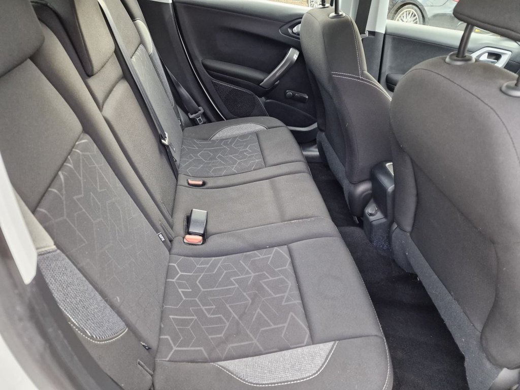 Used Peugeot 2008 2017 for sale - 76632197: Photo 16