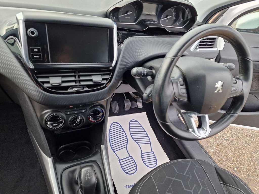 Used Peugeot 2008 2017 for sale - 76632197: Photo 18