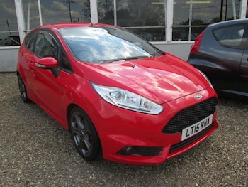 Used Ford Fiesta 2015 for sale - 78524689: Photo