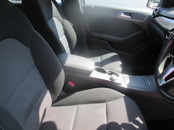 Used Mercedes-Benz B Class 2014 for sale - 79517973: Photo