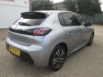 Used Peugeot 208 2023 for sale - 75924172: Photo