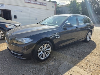 Used BMW 5 Series 2014 for sale - 79481841: Photo