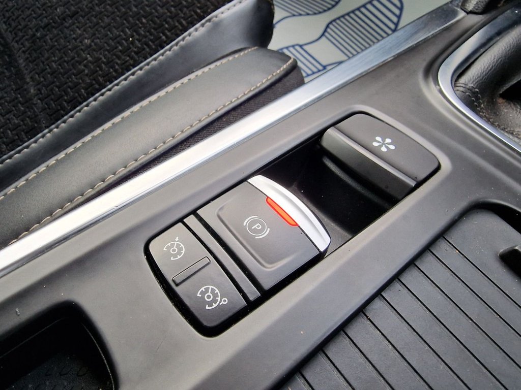 Used Renault Megane 2017 for sale - 77096460: Photo 25