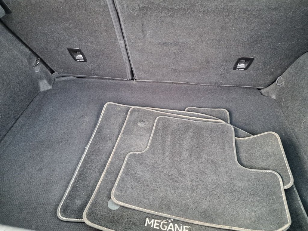 Used Renault Megane 2017 for sale - 77096460: Photo 27