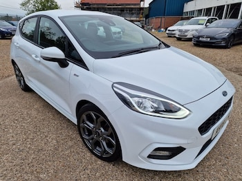 Used Ford Fiesta 2018 for sale - 76266673: Photo 3