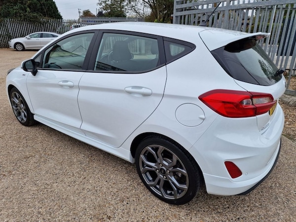 Used Ford Fiesta 2018 for sale - 76266673: Photo 8