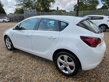 Used Vauxhall Astra 2011 for sale - 79642959: Photo