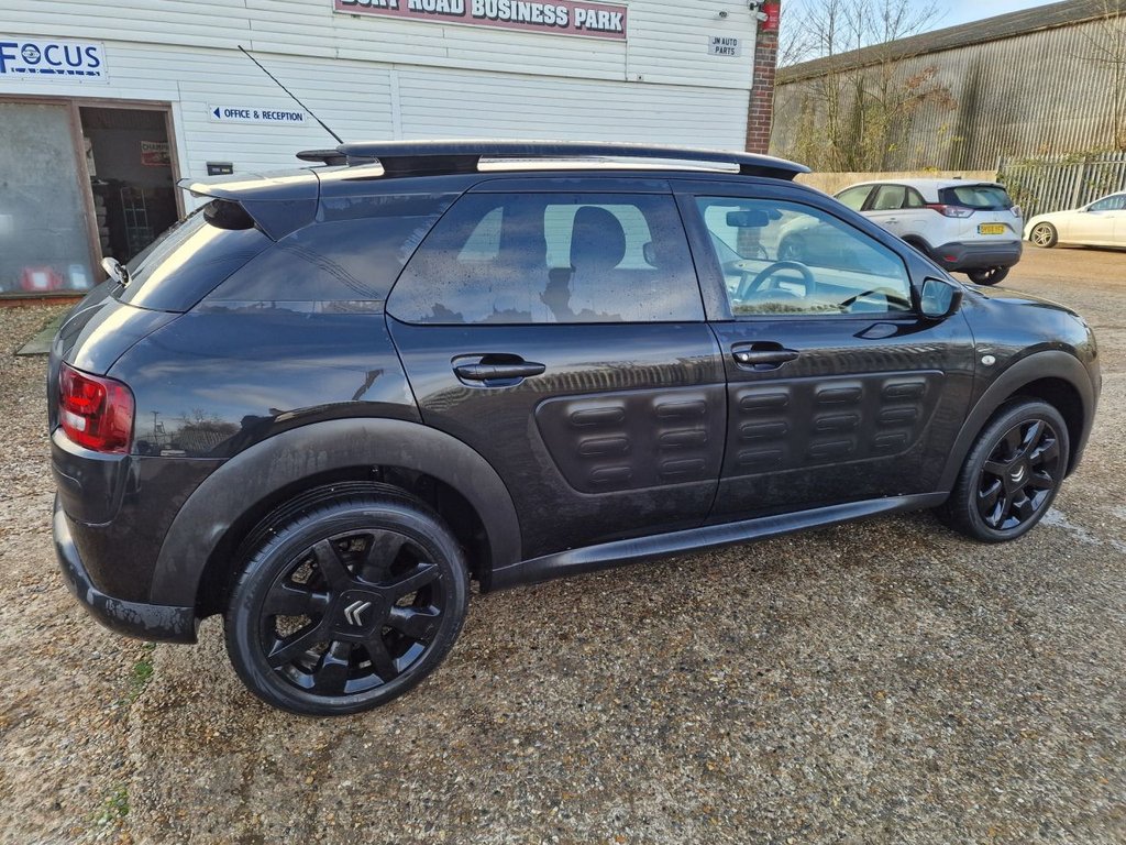 Used Citroen C4 Cactus 2016 for sale - 76867931: Photo 11