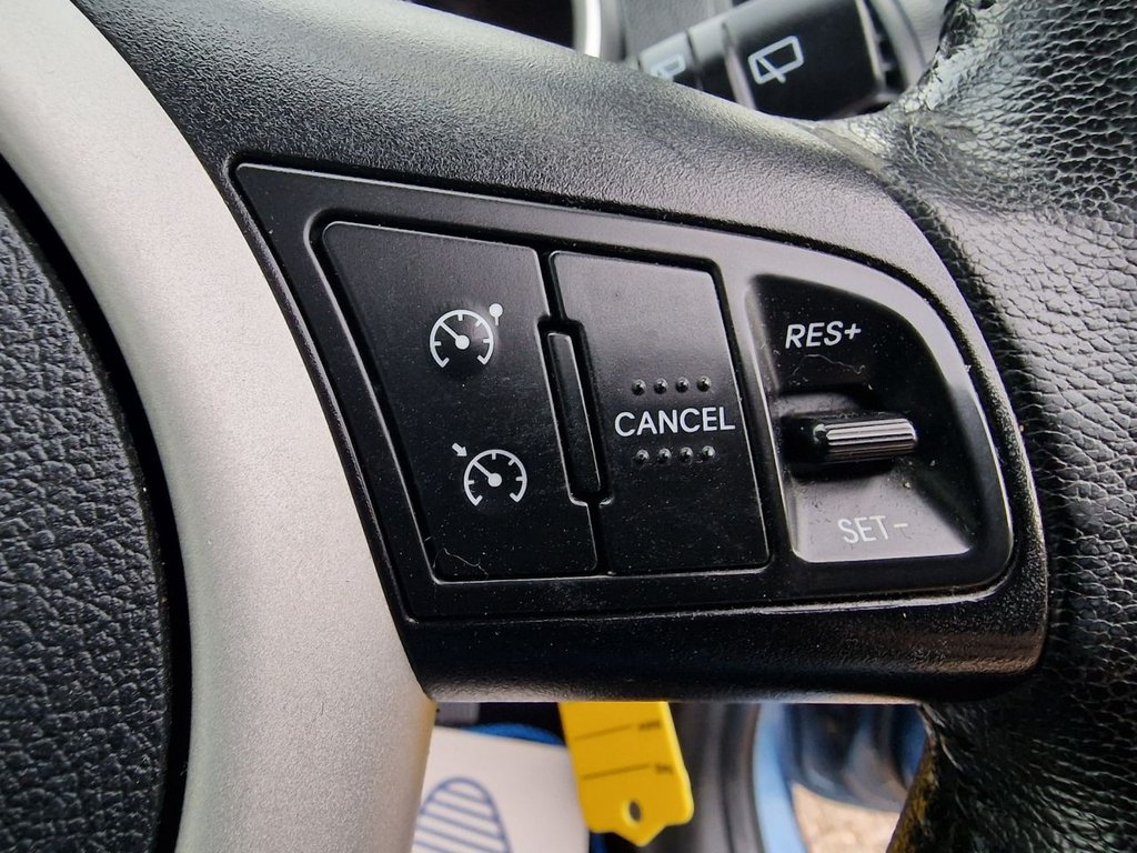 Used Kia Venga 2012 for sale - 76286172: Photo 19