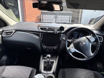 Used Nissan Qashqai 2017 for sale - 79059621: Photo