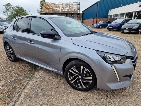 Used Peugeot 208 2023 for sale - 76025213: Photo 1