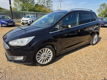 Used Ford Grand C-Max 2016 for sale - 79345856: Photo
