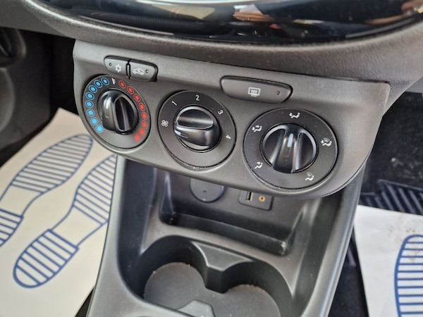 Used Vauxhall Corsa 2015 for sale - 76010117: Photo 24