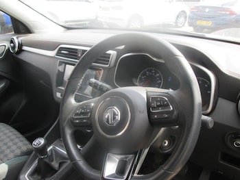 Used MG MG ZS 2018 for sale - 79300918: Photo