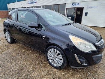 Used Vauxhall Corsa 2011 for sale - 77328042: Photo