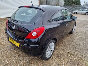 Used Vauxhall Corsa 2011 for sale - 77328042: Photo