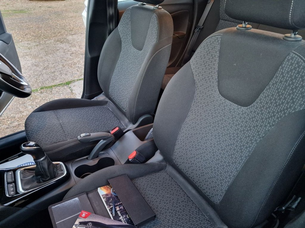 Used Vauxhall Crossland X 2018 for sale - 76901076: Photo 15