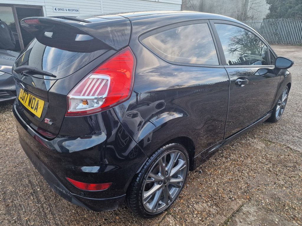 Used Ford Fiesta 2017 for sale - 77313504: Photo 6