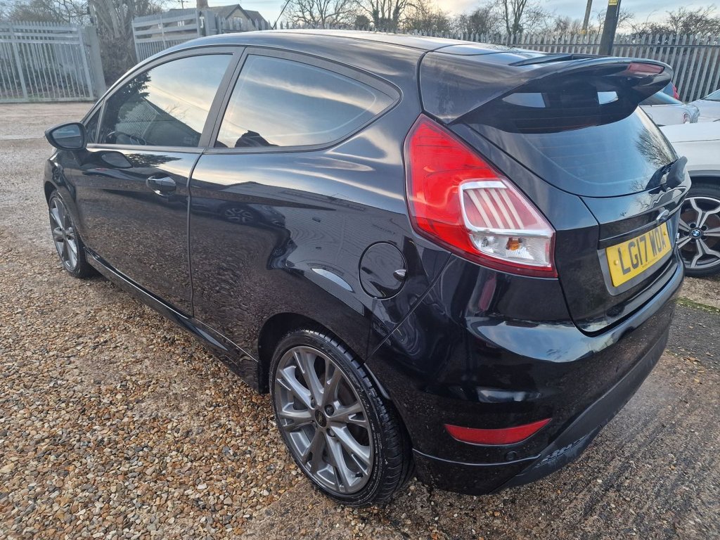 Used Ford Fiesta 2017 for sale - 77313504: Photo 9