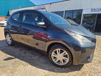 2018 (18) - 1.0 VVT-i x-play Hatchback 3dr Petrol Manual Euro 6 (68 ps)