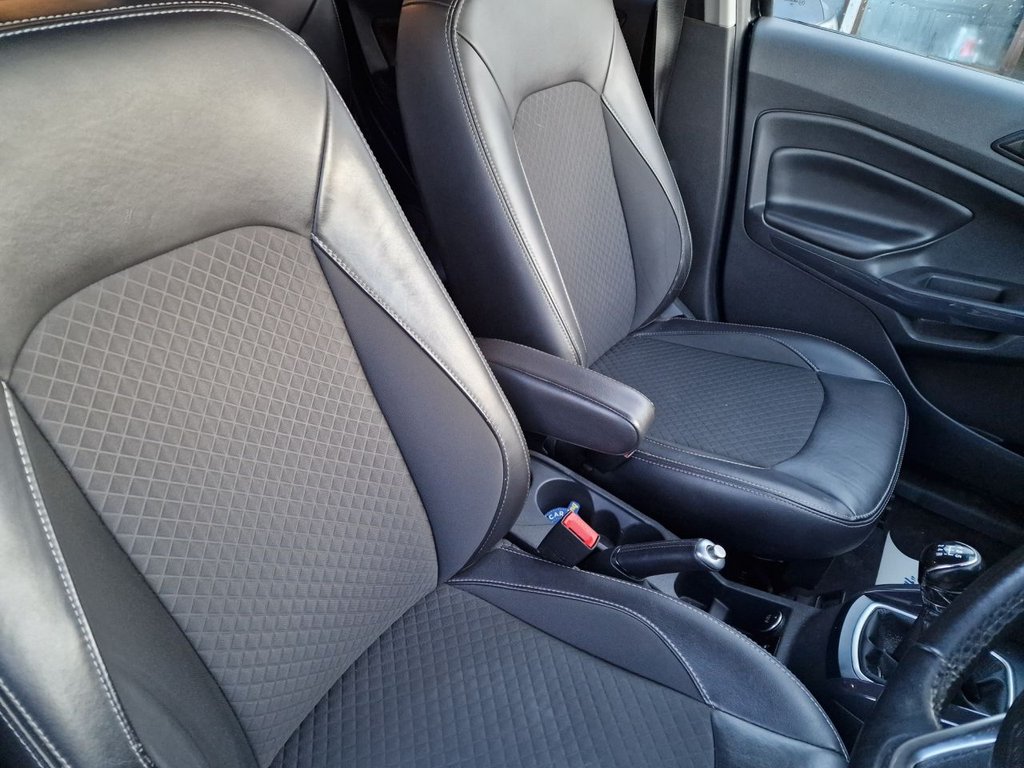 Used Ford Ecosport 2017 for sale - 77356208: Photo 17