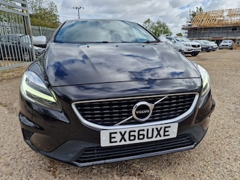 Used Volvo V40 2016 for sale - 75877390: Photo