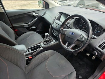 Used Ford Focus 2015 for sale - 78488070: Photo