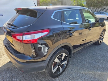 Used Nissan Qashqai 2015 for sale - 78426010: Photo