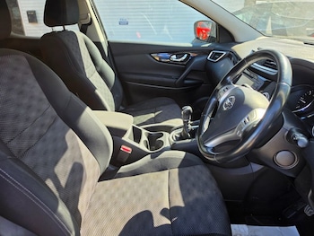 Used Nissan Qashqai 2015 for sale - 78426010: Photo