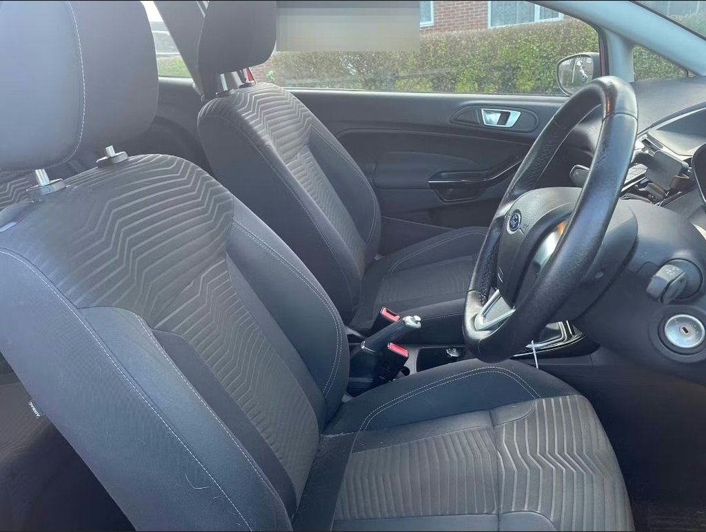 Used Ford Fiesta 2015 for sale - 77560552: Photo 3