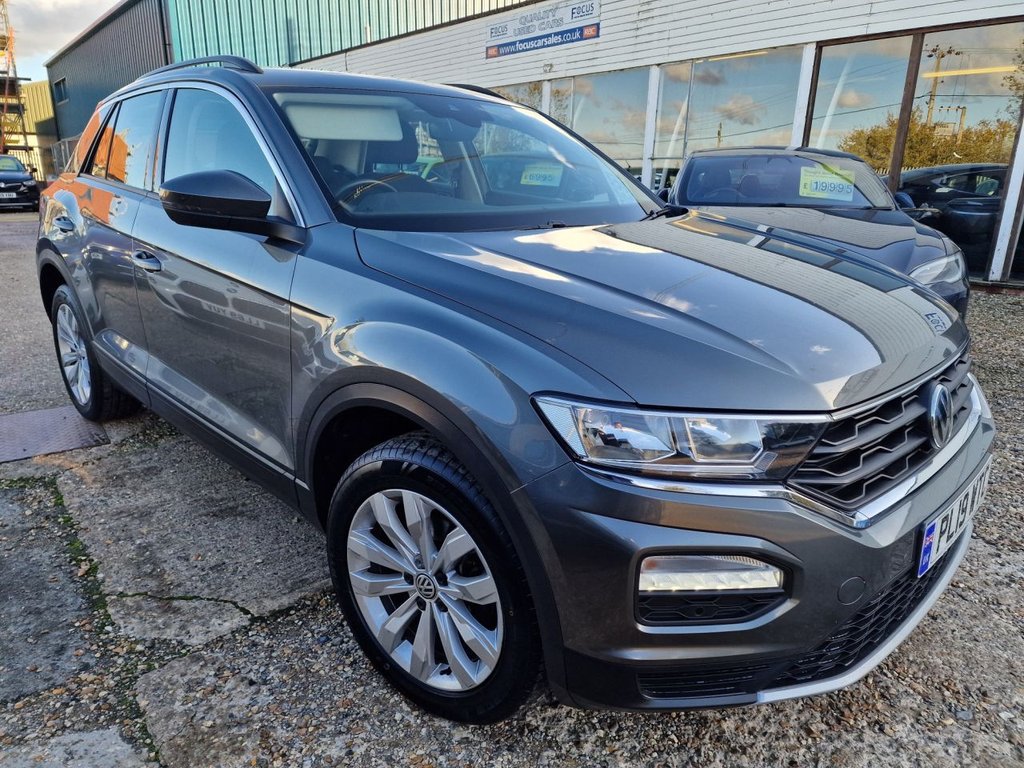 Used Volkswagen T-Roc 2019 for sale - 76430265: Photo 2