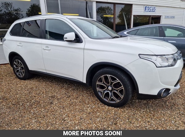 Used Mitsubishi Outlander 2015 for sale - 76256581: Photo 1