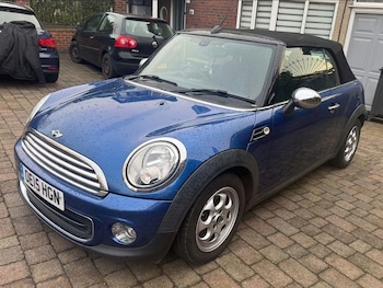 Used MINI Convertible 2015 for sale - 78096911: Photo