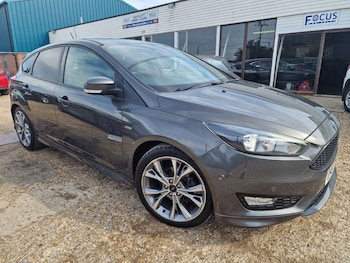 Used Ford Focus 2017 for sale - 75502564: Photo