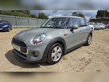 Used MINI Hatch 2017 for sale - 75460446: Photo