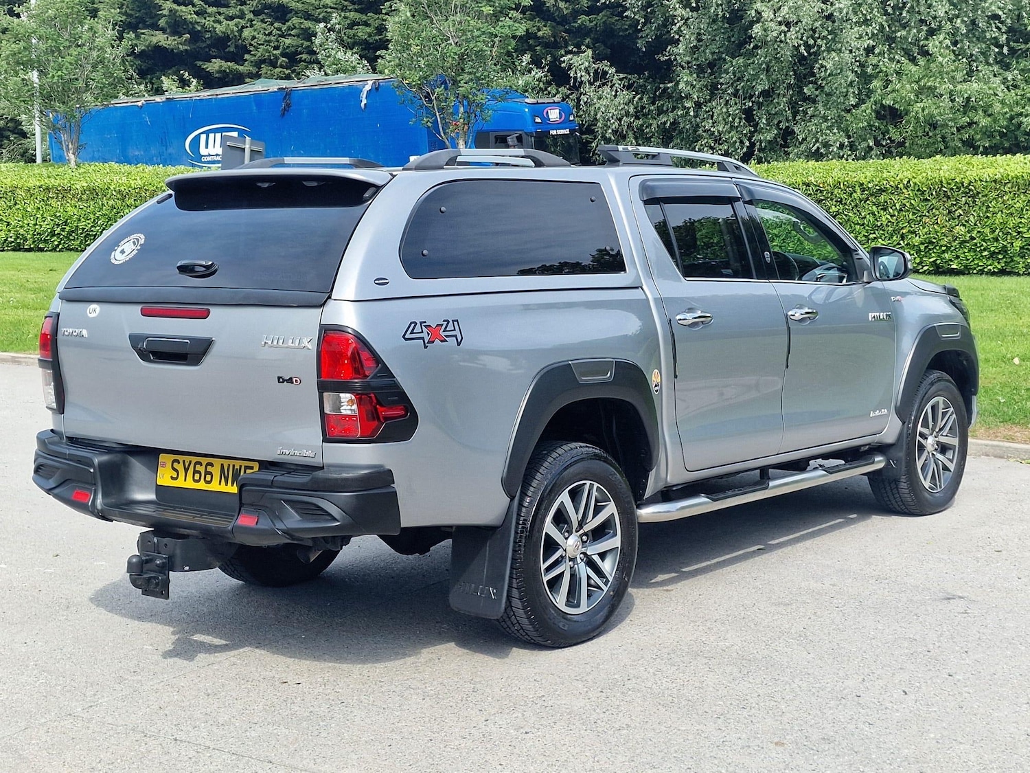 Vehicle 5