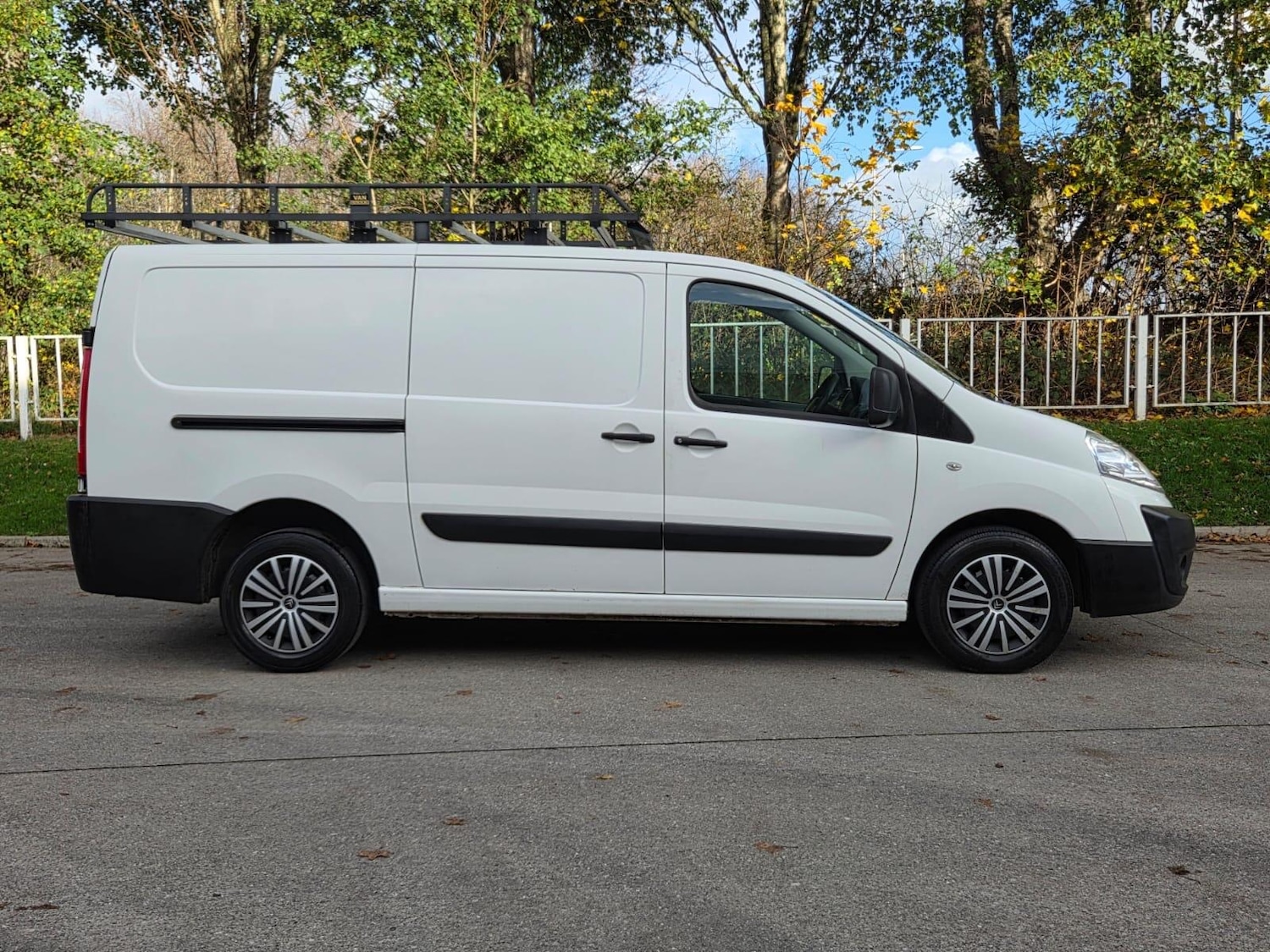 Used Citroen Dispatch 2016 for sale - 76572364: Photo 47