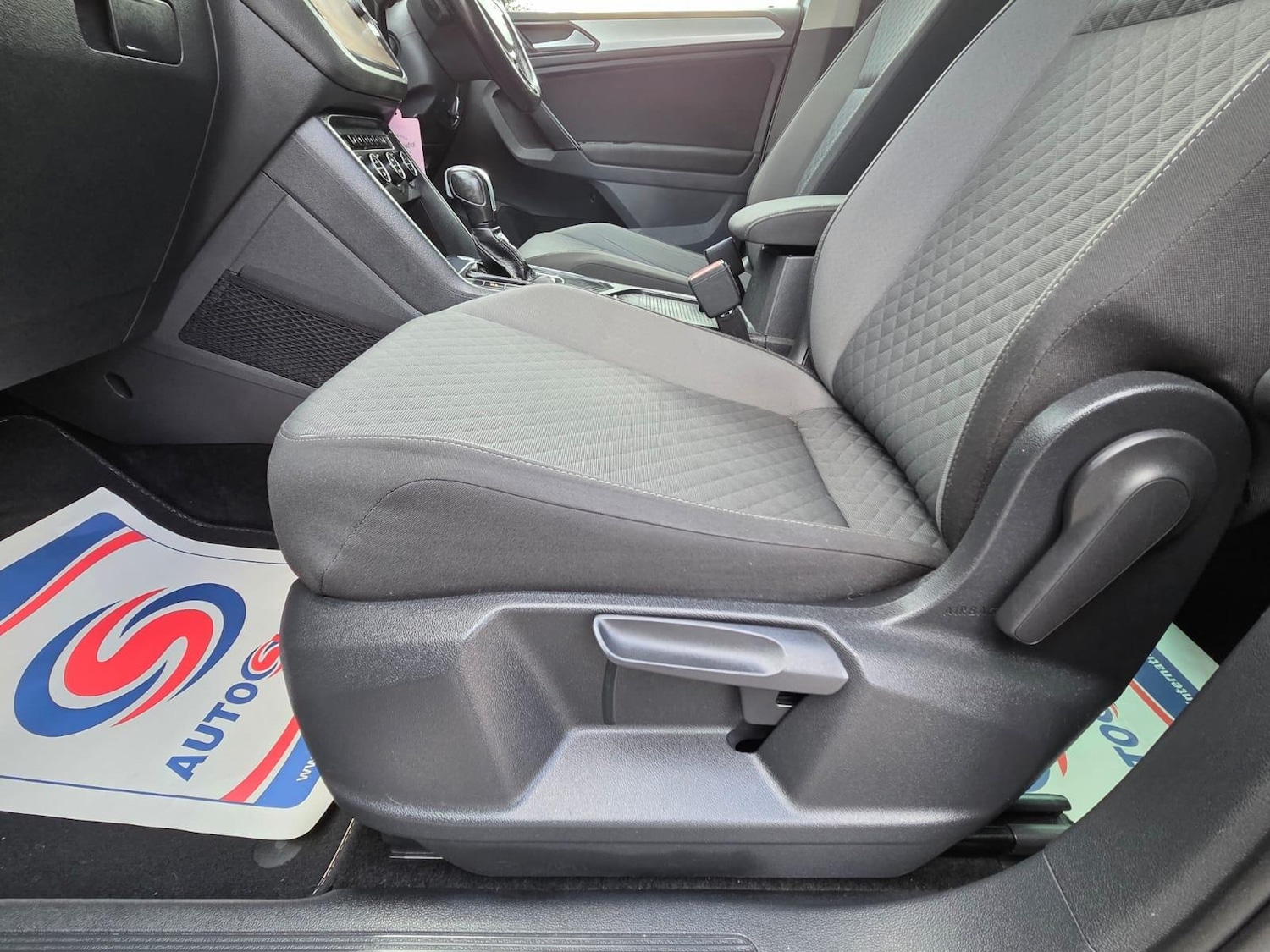 Used Volkswagen Tiguan 2019 for sale - 77637716: Photo 62