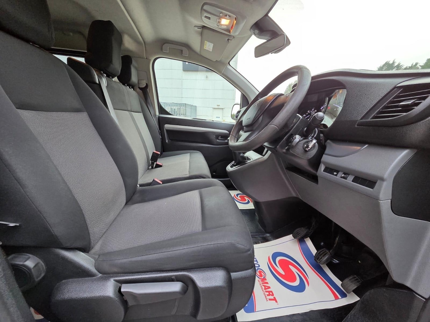 Used Peugeot Expert 2018 for sale - 76994018: Photo 42