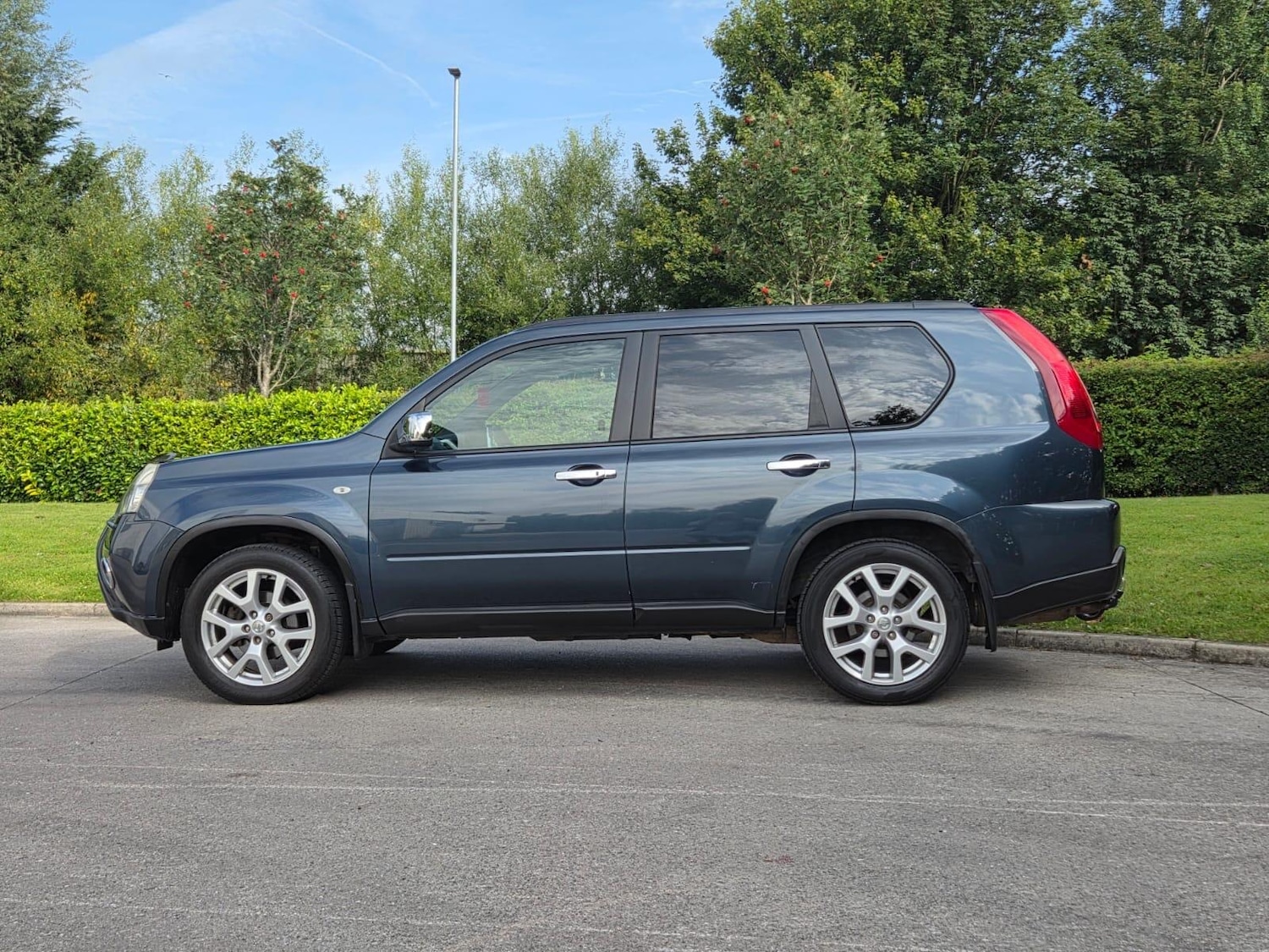 Used Nissan X-Trail 2010 for sale - 76432545: Photo 34
