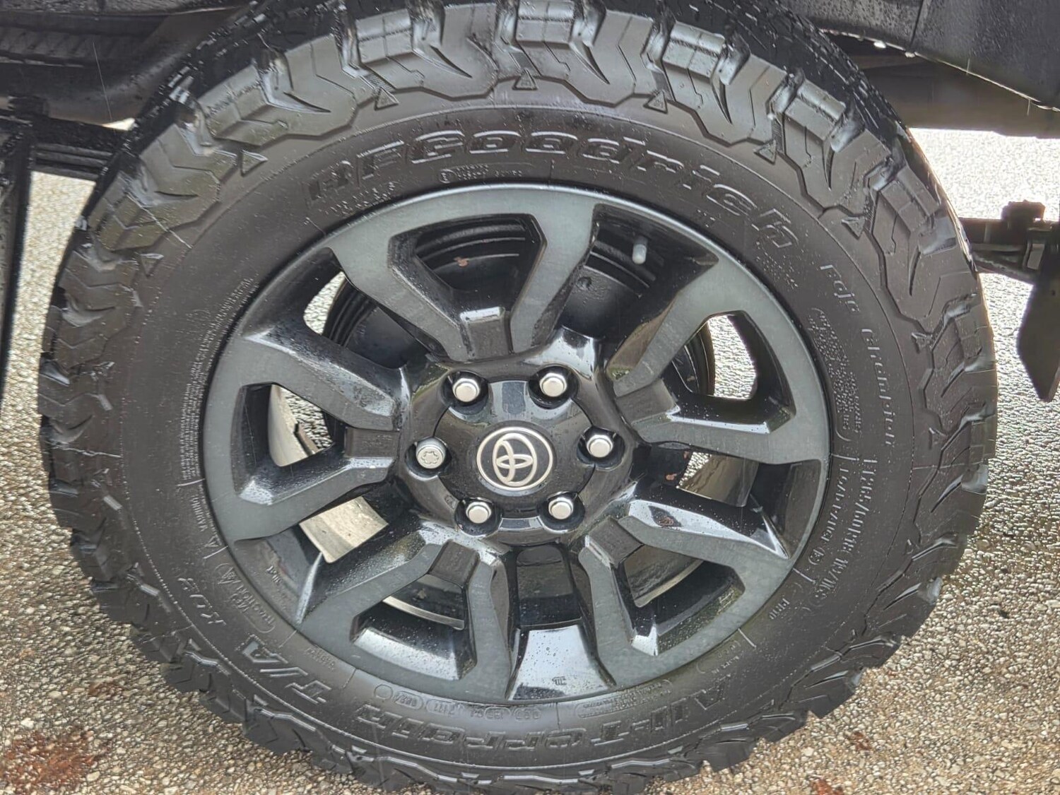 Used Toyota Hilux 2018 for sale - 76388128: Photo 14