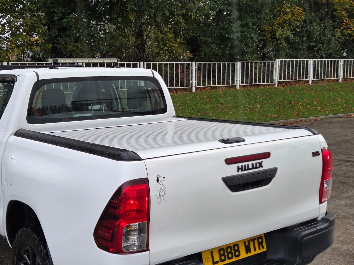 Used Toyota Hilux 2018 for sale - 76388128: Photo 19