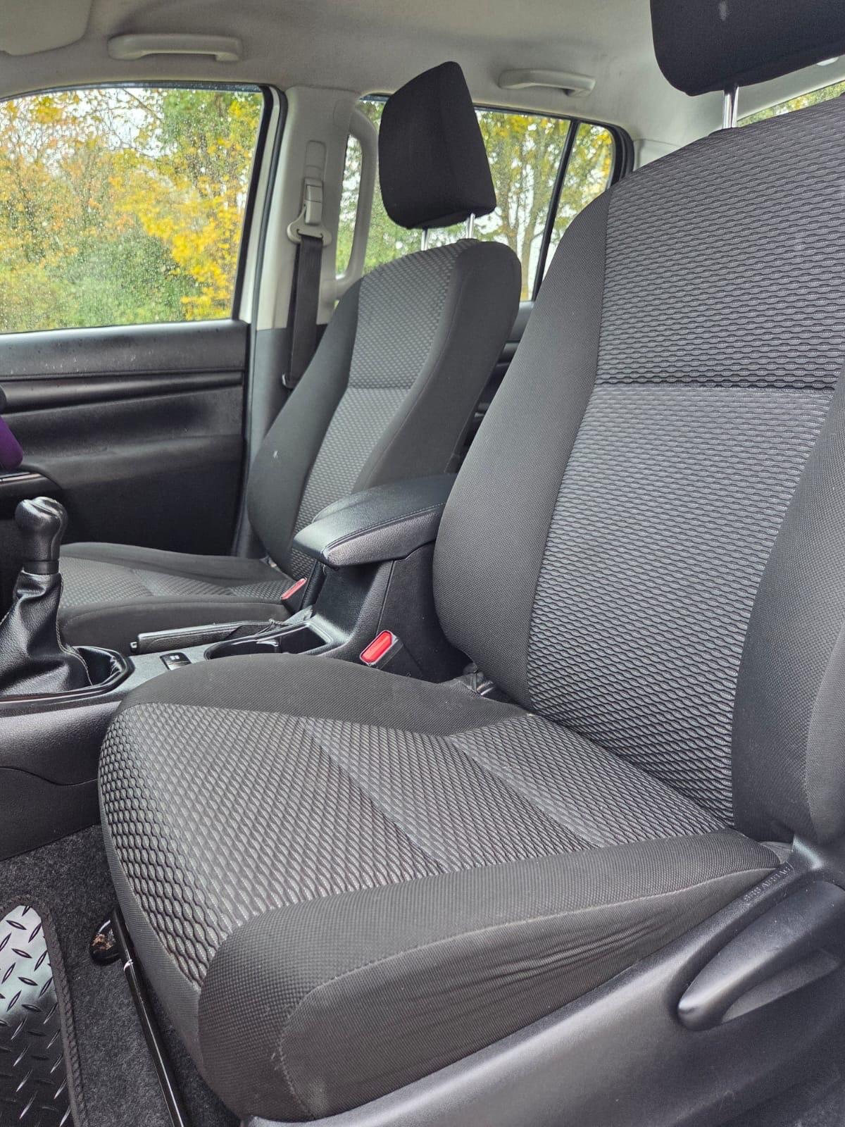 Used Toyota Hilux 2018 for sale - 76388128: Photo 22