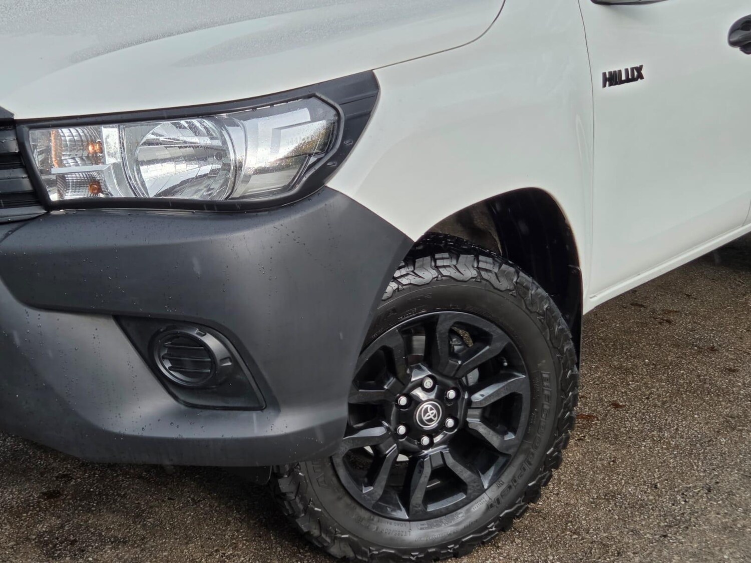 Used Toyota Hilux 2018 for sale - 76388128: Photo 34