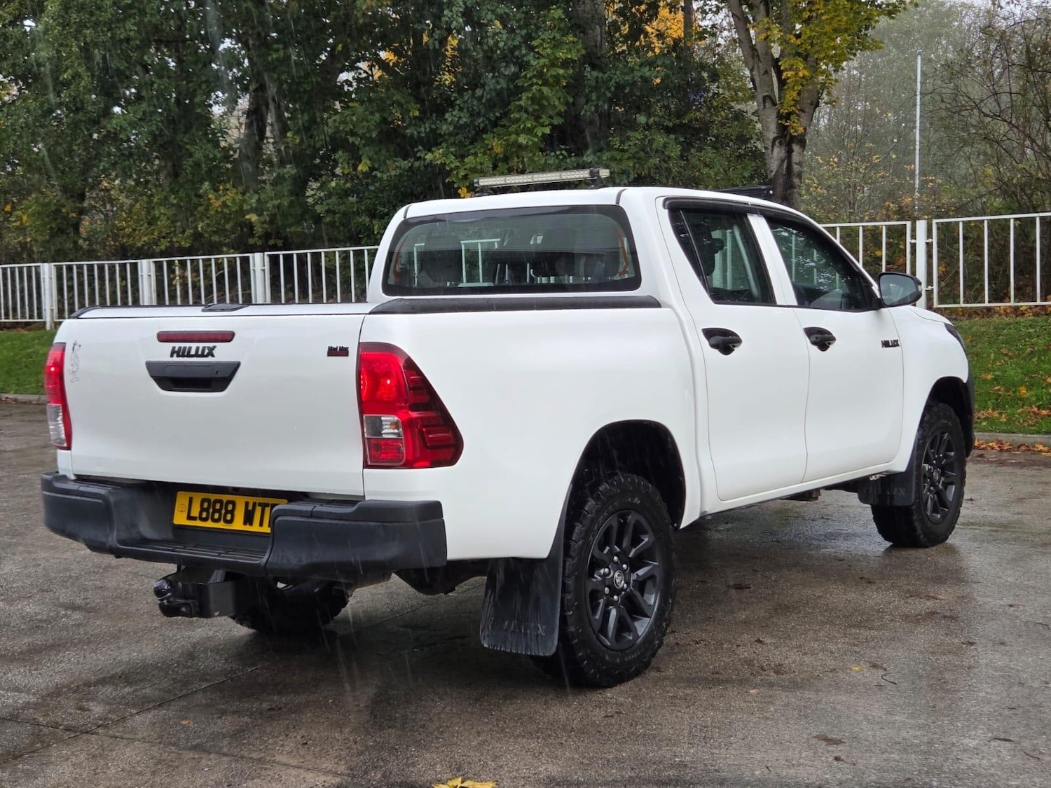 Used Toyota Hilux 2018 for sale - 76388128: Photo 37