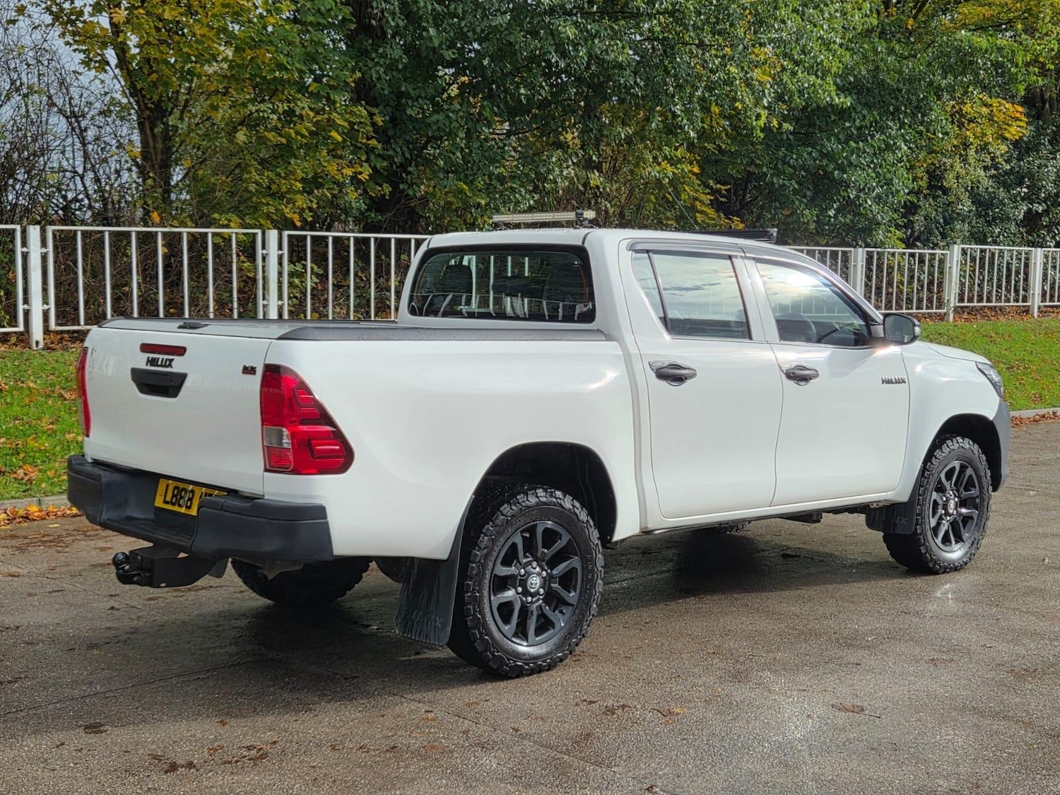 Used Toyota Hilux 2018 for sale - 76388128: Photo 4