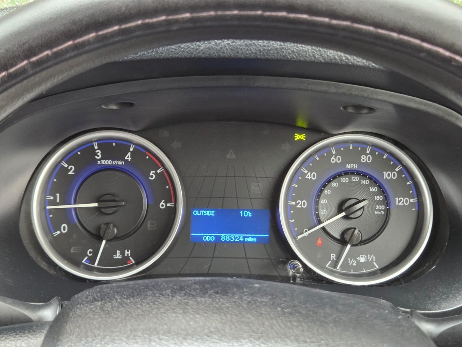 Used Toyota Hilux 2018 for sale - 76388128: Photo 5