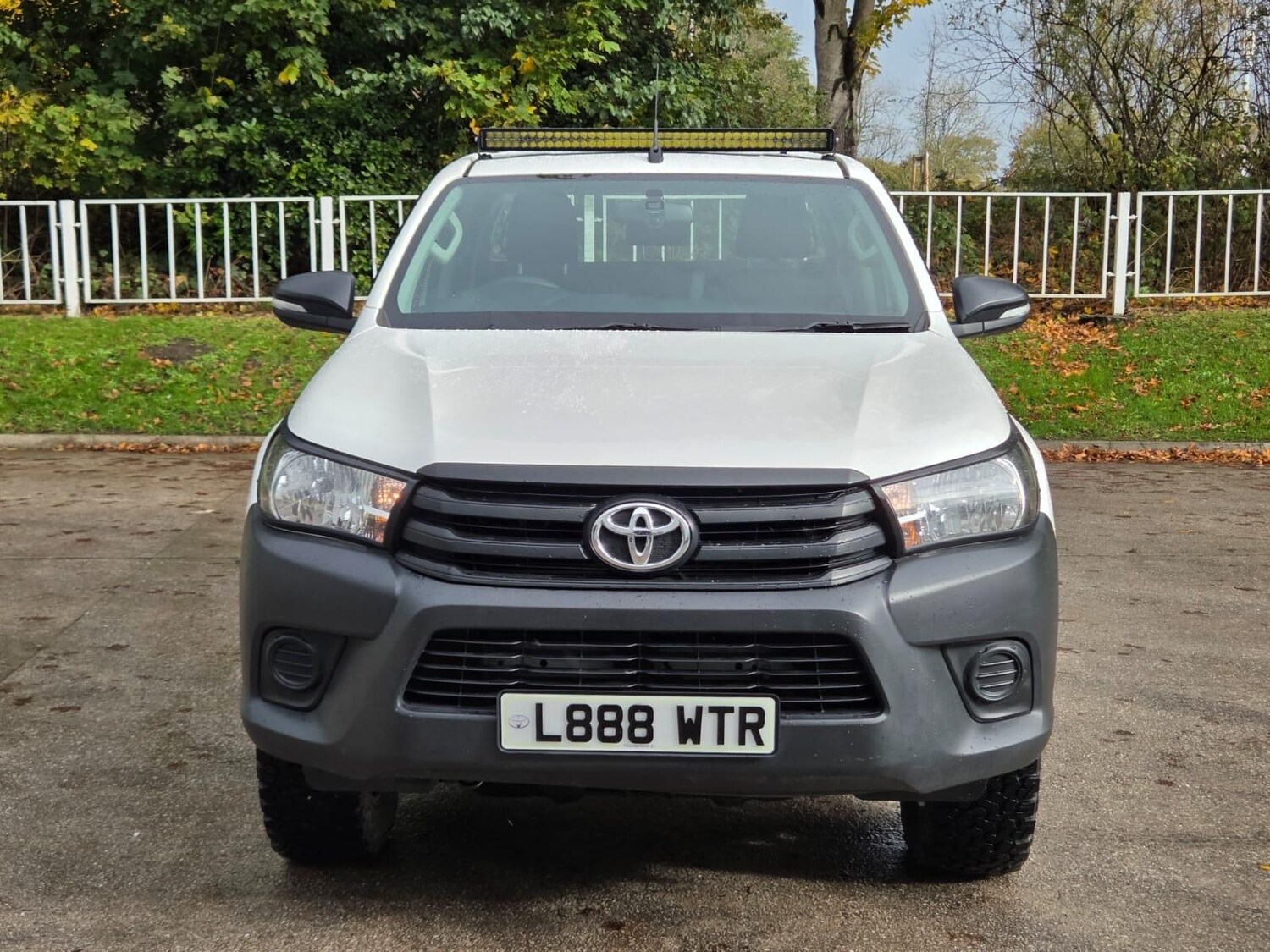 Used Toyota Hilux 2018 for sale - 76388128: Photo 56